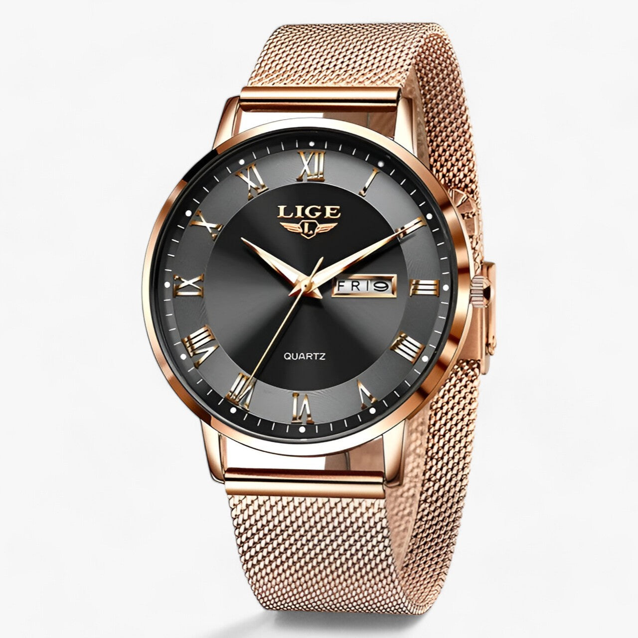 Elegant round steel mesh watch